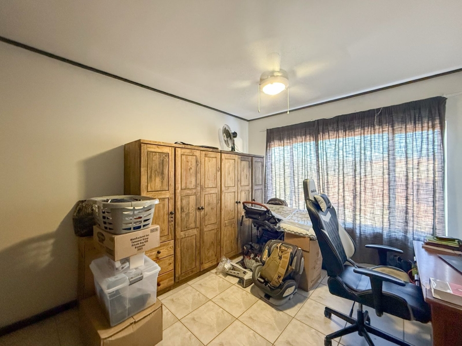 To Let 4 Bedroom Property for Rent in Xanadu Nature Estate North West